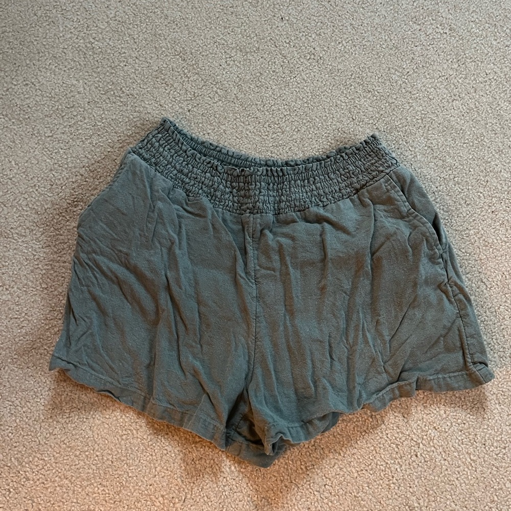 Universal Thread Vintage Green Cloth Shorts (Womens)